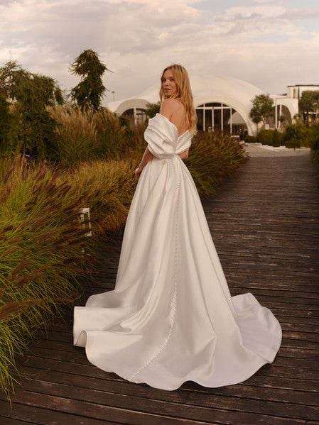 Abigael by Vittoria Soltero