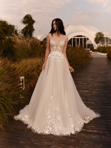 Andrea by Vittoria Soltero