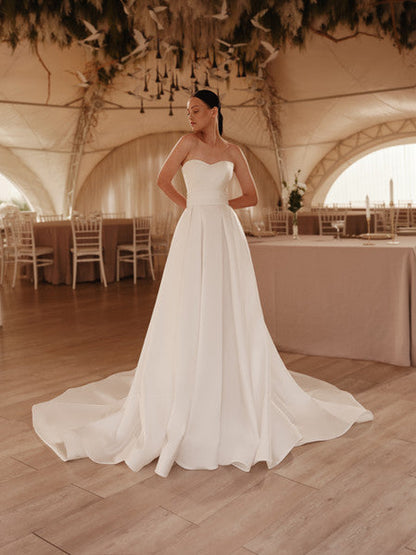 Angelina by Vittoria Soltero