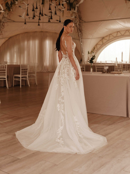 Avery by Vittoria Soltero