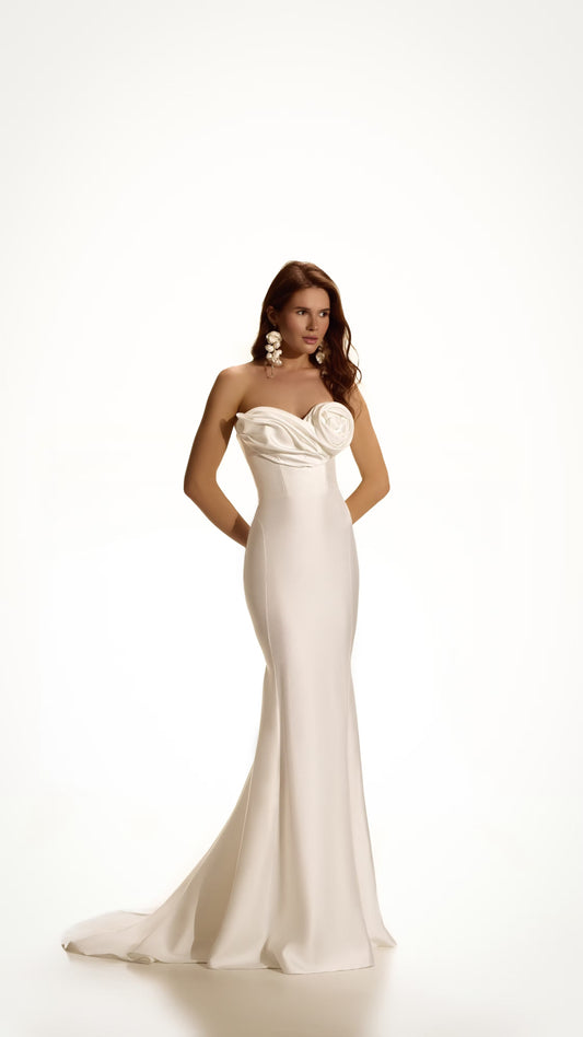 Primerose by Vittoria Soltero