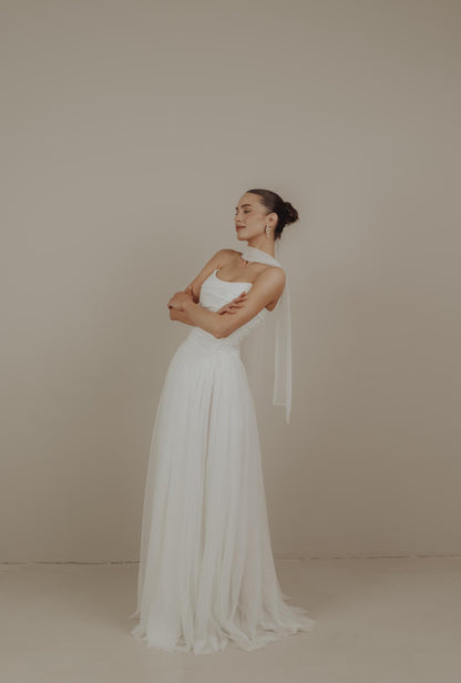 Set wedding corset and skirt, Minimalist Wedding Dress, Simple Wedding Dress, Sharf Neck wedding dress, Basques Waist Corset, Collette Set