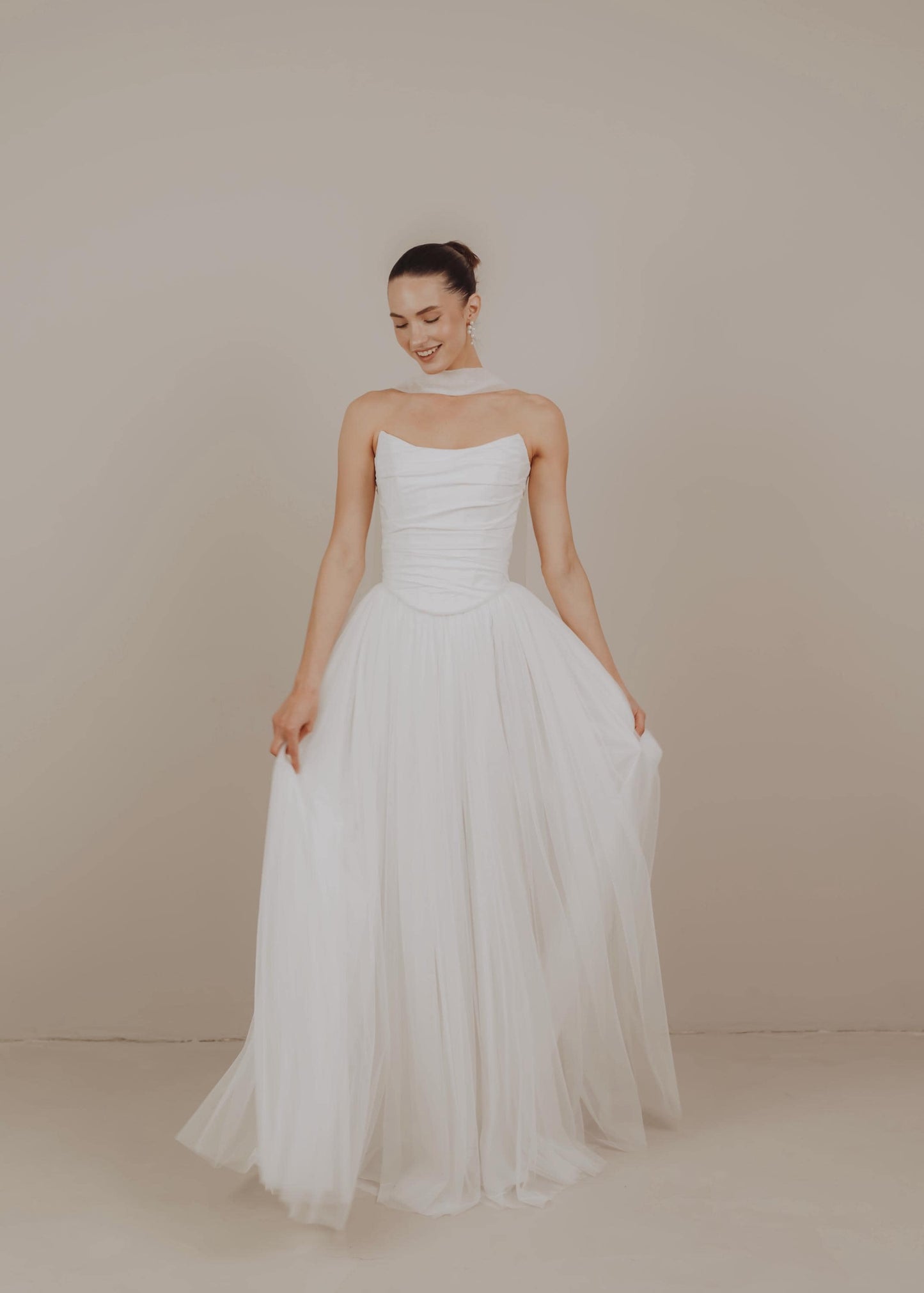 Set wedding corset and skirt, Minimalist Wedding Dress, Simple Wedding Dress, Sharf Neck wedding dress, Basques Waist Corset, Collette Set